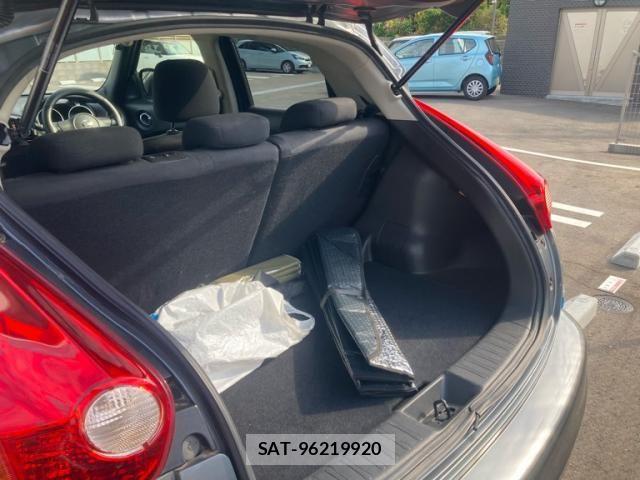 Nissan JUKE 2012-03 8525398-9