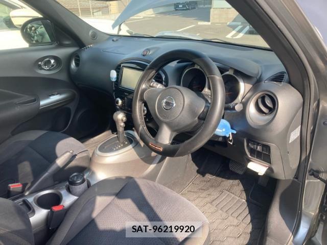 Nissan JUKE 2012-03 8525398-13