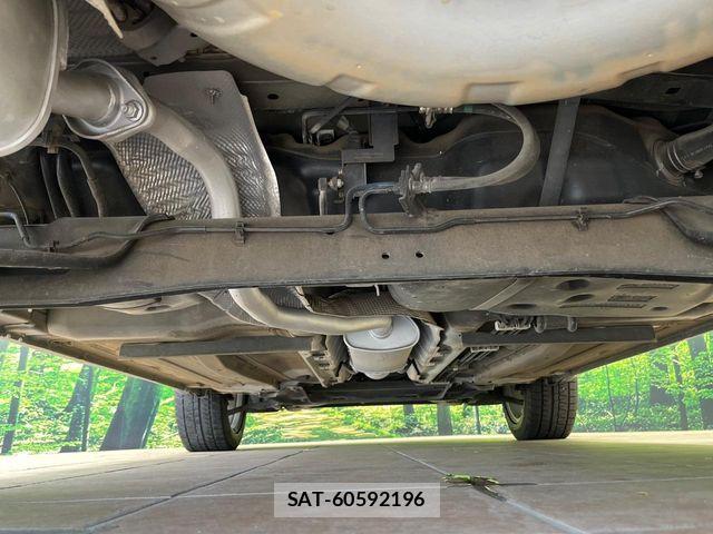 Nissan JUKE 2017-09 8525399-18