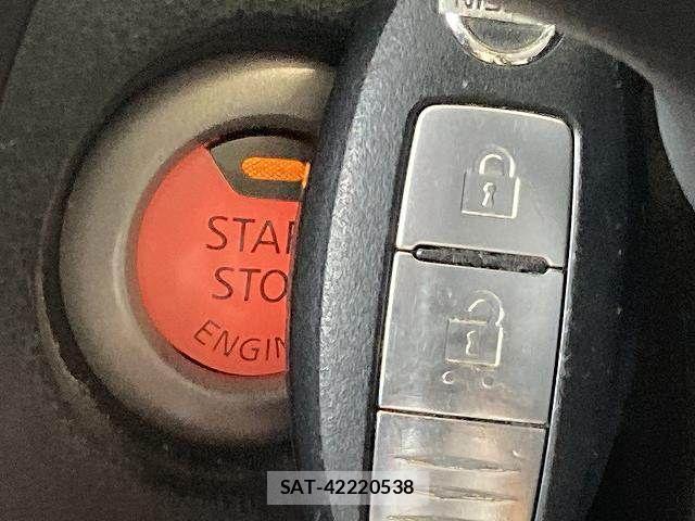 Nissan JUKE 2015-08 8627320-5