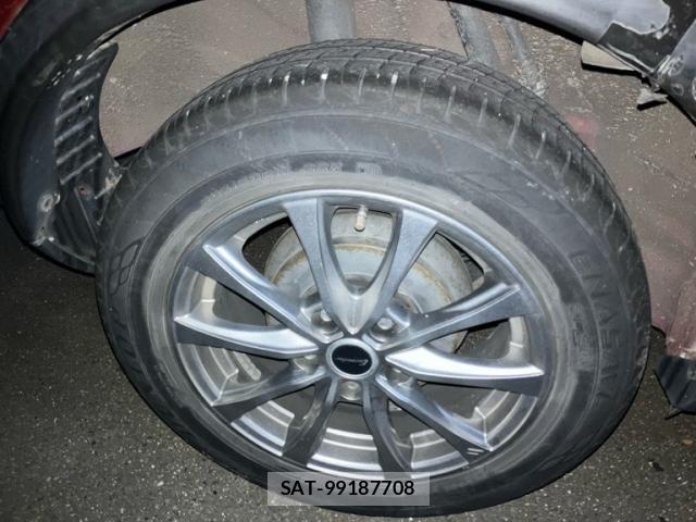 Nissan JUKE 2010-06 8659707-6