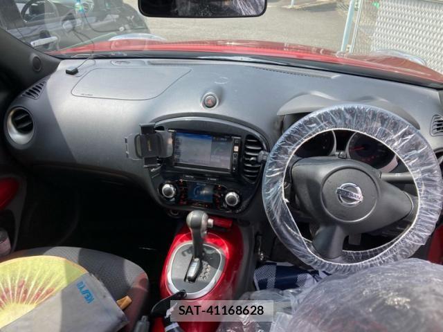 Nissan JUKE 2010-06 8659708-15