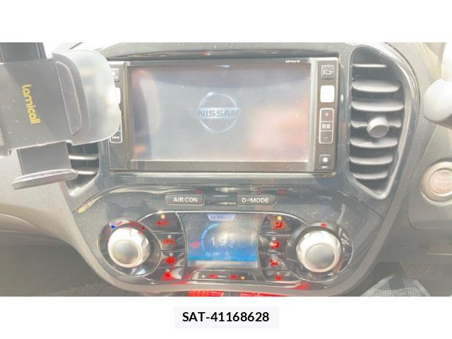 Nissan JUKE 2010-06 8659708-22
