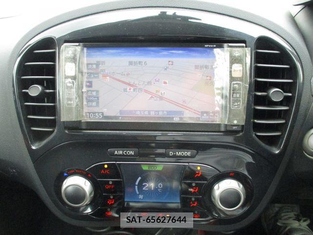 Nissan JUKE 2011-10 8666332-13