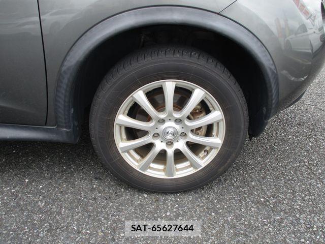 Nissan JUKE 2011-10 8666332-6
