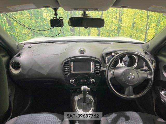 Nissan JUKE 2010-08 8666330-1