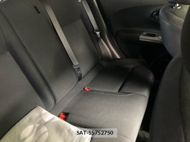Nissan JUKE 2013-09 8659709-12