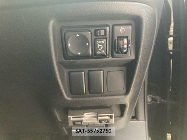 Nissan JUKE 2013-09 8659709-15