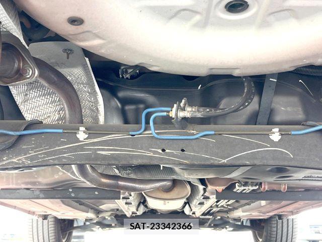 Nissan JUKE 2014-03 8685781-15