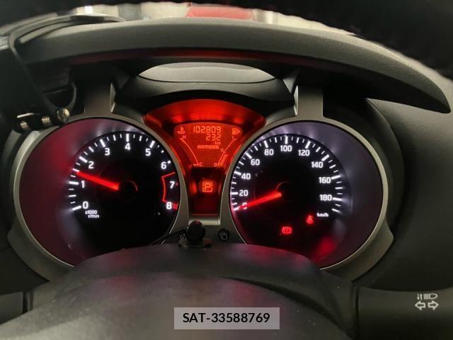 Nissan JUKE 2011-06 8743068-10