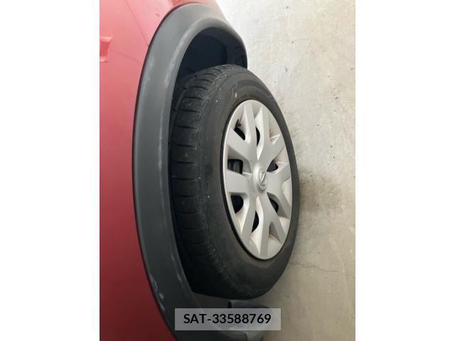 Nissan JUKE 2011-06 8743068-5