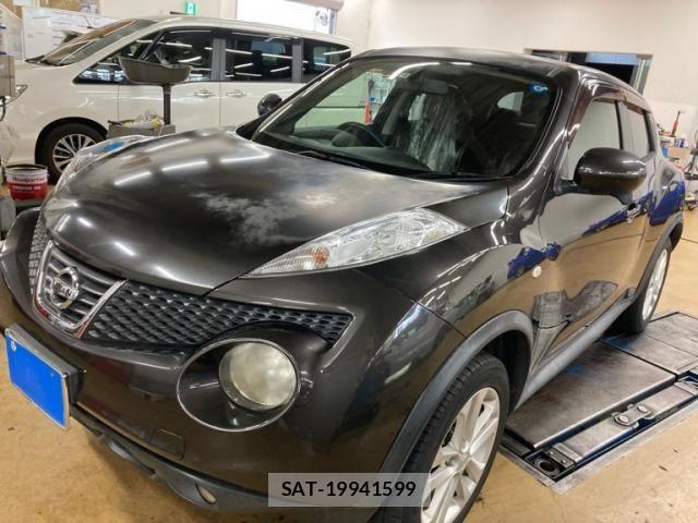 Nissan JUKE 2011-04 8743069-1
