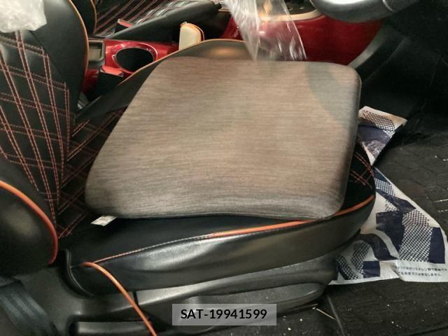 Nissan JUKE 2011-04 8743069-19