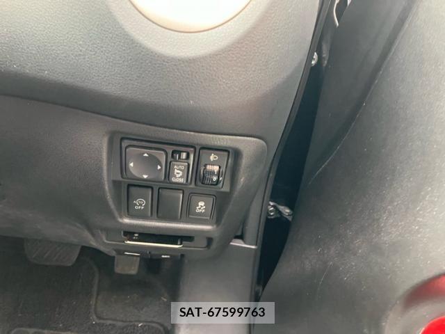 Nissan JUKE 2013-09 8829702-10