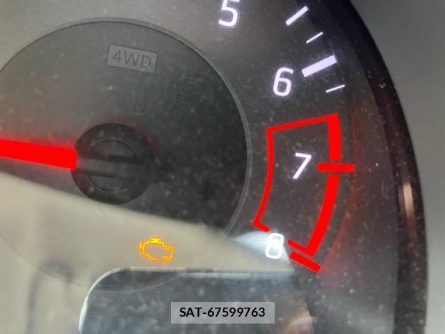 Nissan JUKE 2013-09 8829702-12