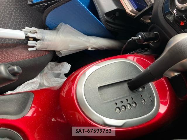Nissan JUKE 2013-09 8829702-16