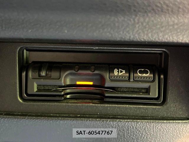 Nissan JUKE 2016-07 8829693-5