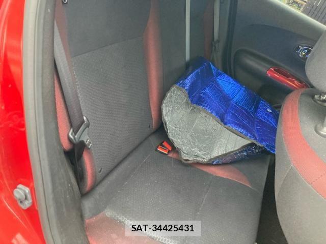 Nissan JUKE 2013-07 8829695-10