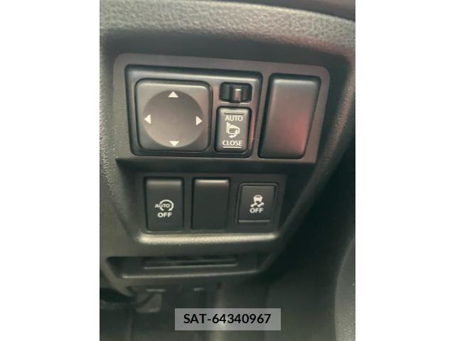 Nissan JUKE 2014-02 8849014-8