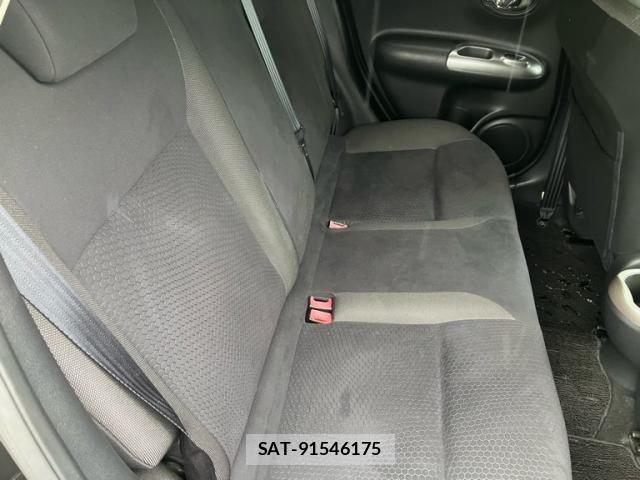 Nissan JUKE 2010-10 8871263-8