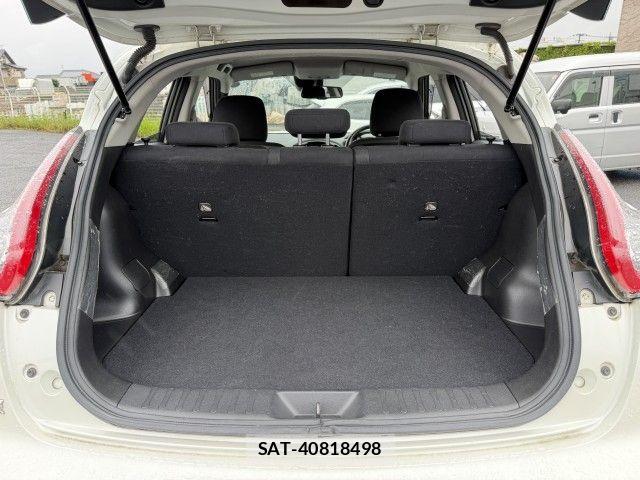 Nissan JUKE 2017-03 8880301-7