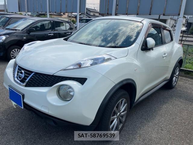 Nissan JUKE 2010-07 8883805-1