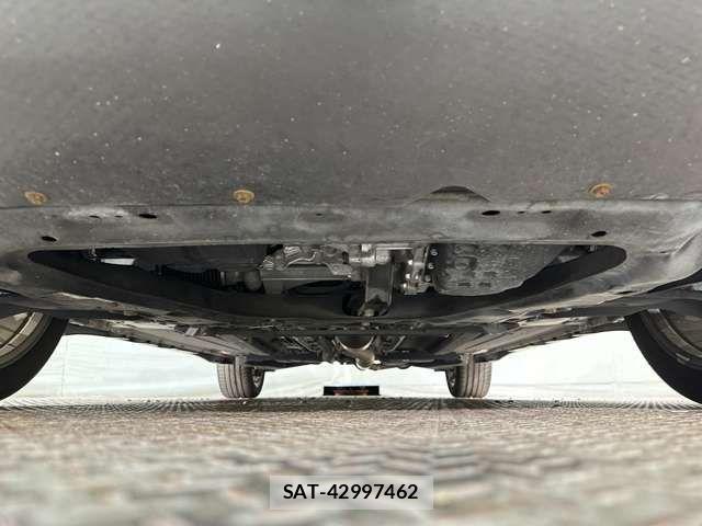 Nissan JUKE 2013-03 3906715-9
