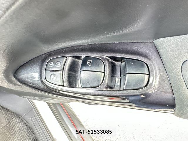 Nissan JUKE 2013-12 6499011-16