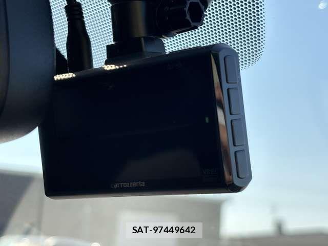 Nissan JUKE 2017-04 6499004-11