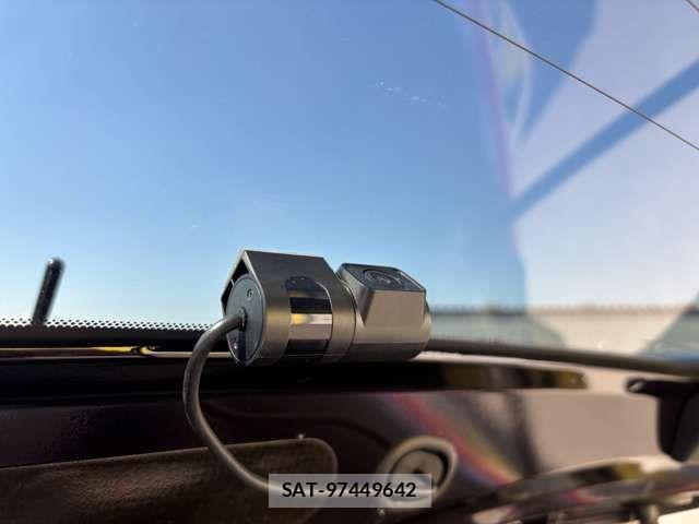 Nissan JUKE 2017-04 6499004-12