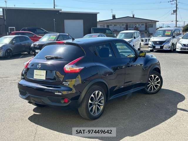 Nissan JUKE 2017-04 6499004-1
