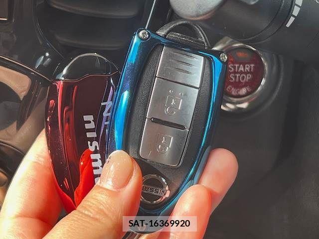 Nissan JUKE 2011-09 6641760-14