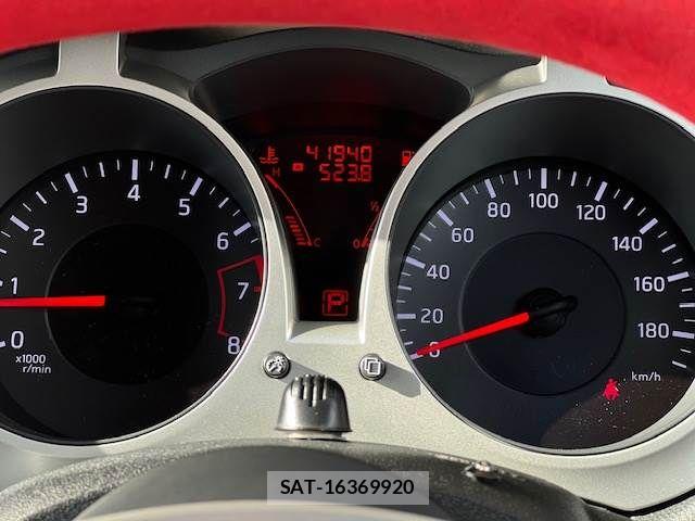 Nissan JUKE 2011-09 6641760-4