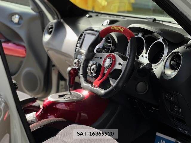 Nissan JUKE 2011-09 6641760-5