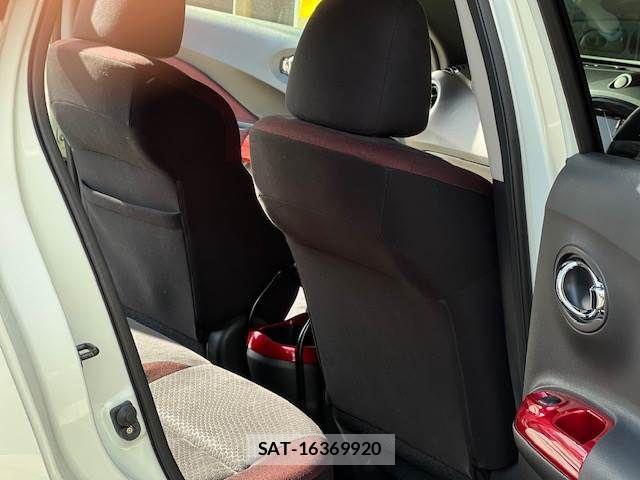 Nissan JUKE 2011-09 6641760-8