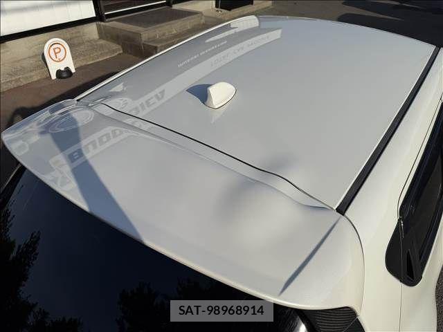 Nissan JUKE 2013-04 6672143-18
