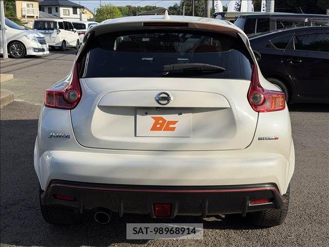 Nissan JUKE 2013-04 6672143-22