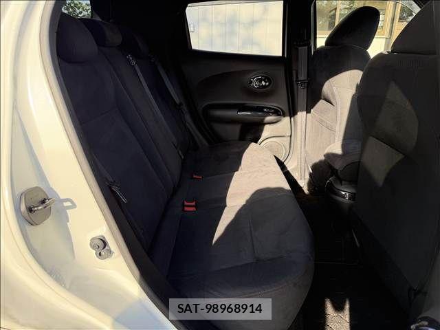 Nissan JUKE 2013-04 6672143-25