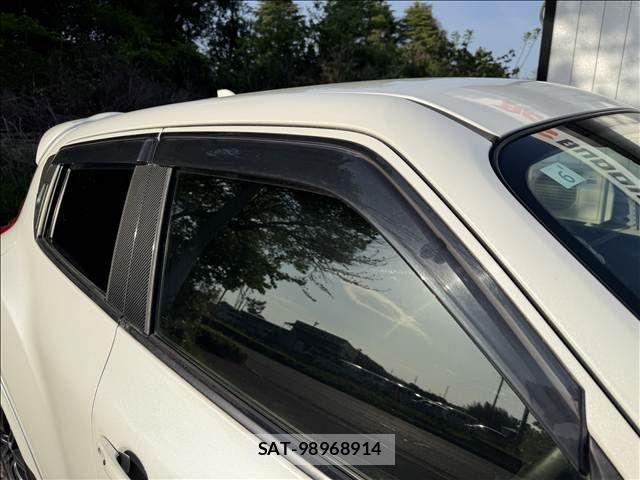Nissan JUKE 2013-04 6672143-29