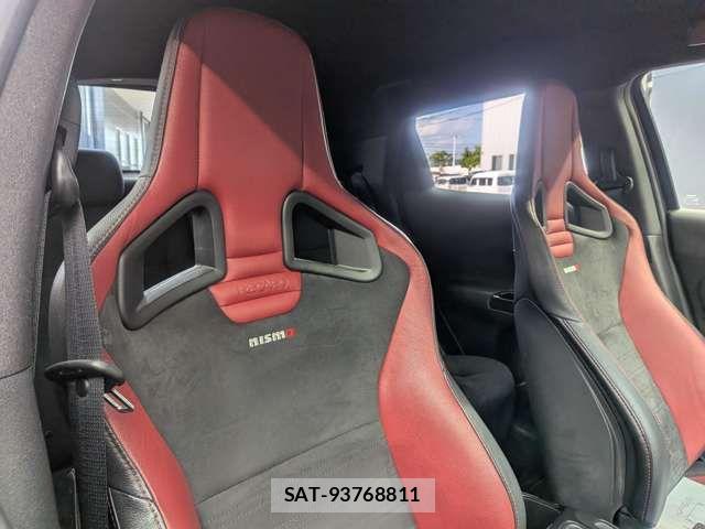 Nissan JUKE 2017-06 6752108-14