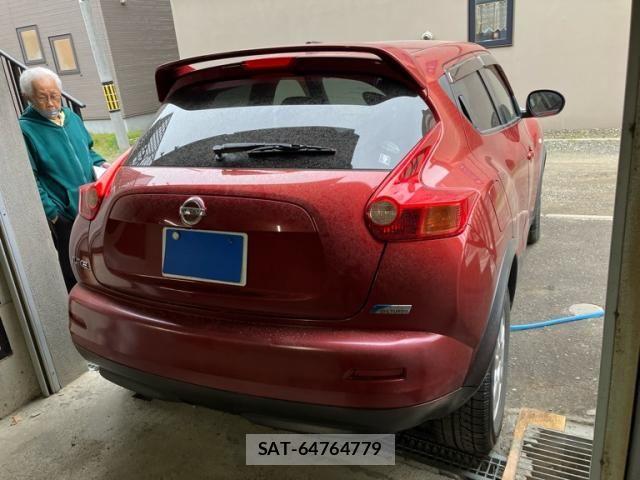 Nissan JUKE 2011-02 7220402-2
