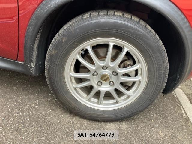 Nissan JUKE 2011-02 7220402-6