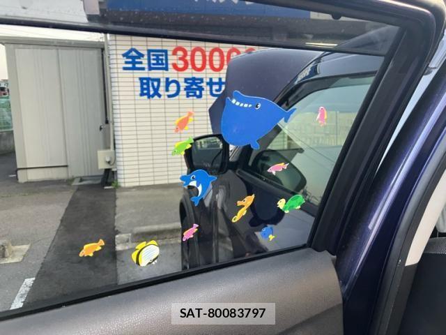 Nissan JUKE 2015-01 7220406-23
