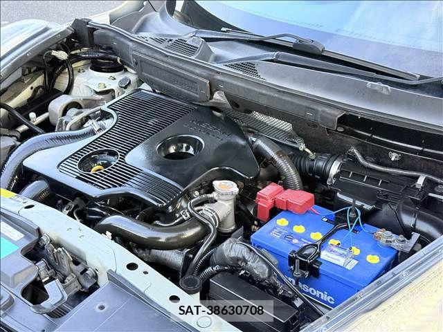 Nissan JUKE 2015-05 7327766-19