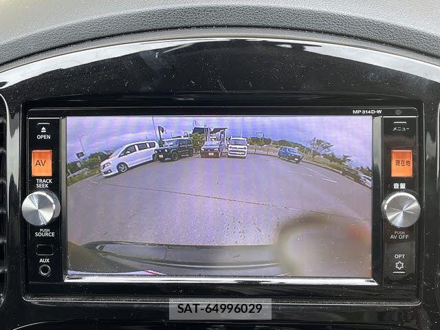 Nissan JUKE 2015-06 7455185-10
