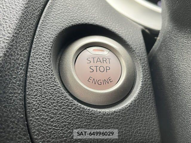 Nissan JUKE 2015-06 7455185-25
