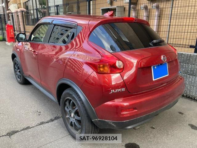 Nissan JUKE 2012-03 7786076-10