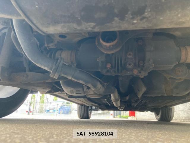 Nissan JUKE 2012-03 7786076-15