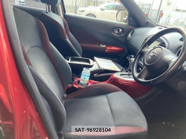 Nissan JUKE 2012-03 7786076-17