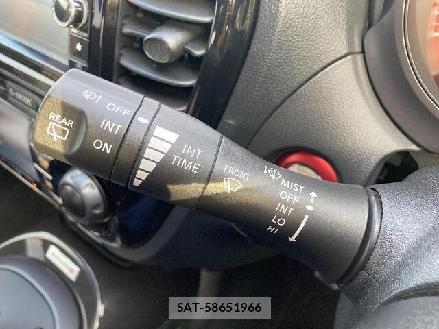 Nissan JUKE 2013-07 7979631-12